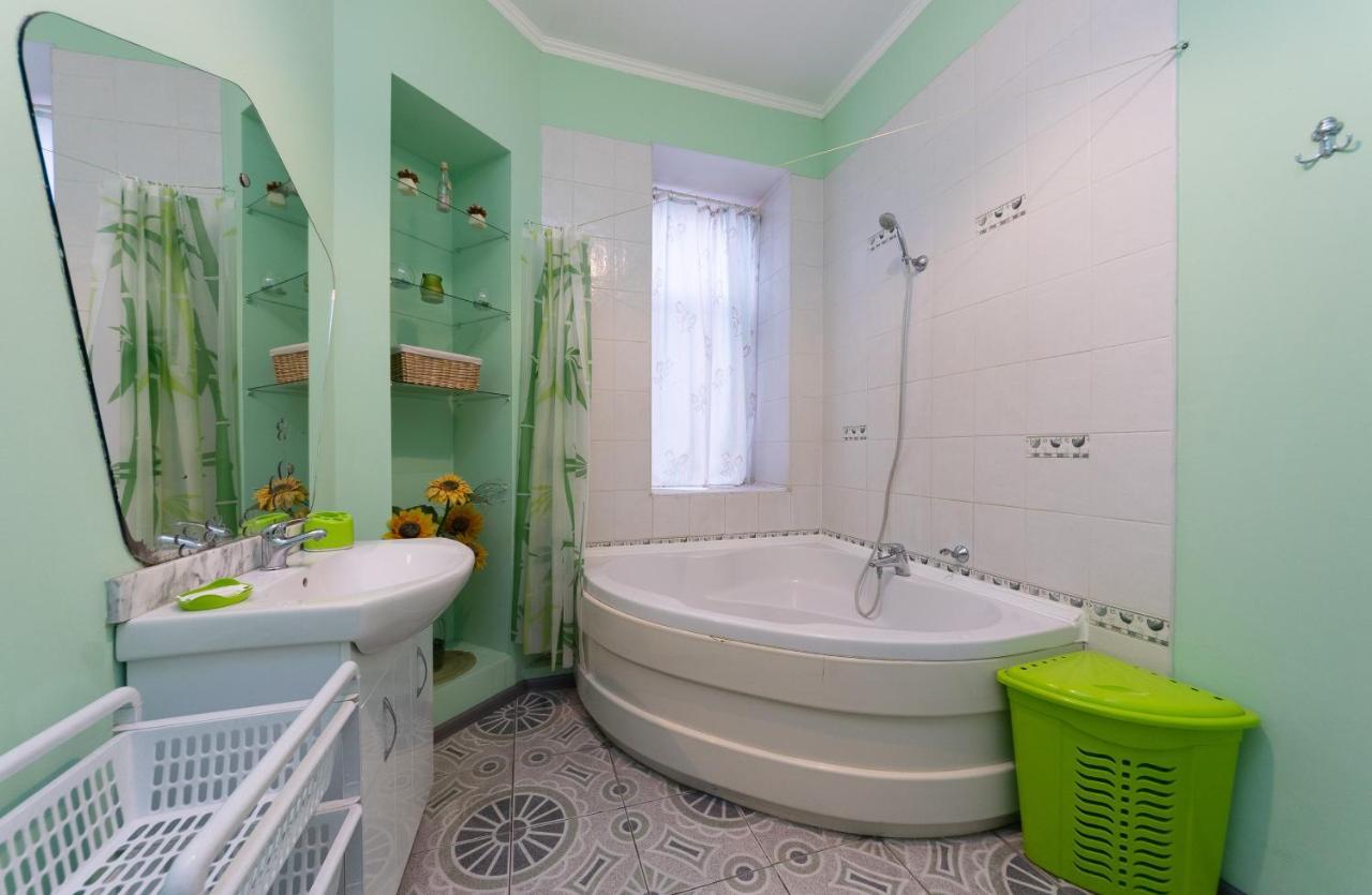 Apartamenty Sofia Kyiv Exterior photo