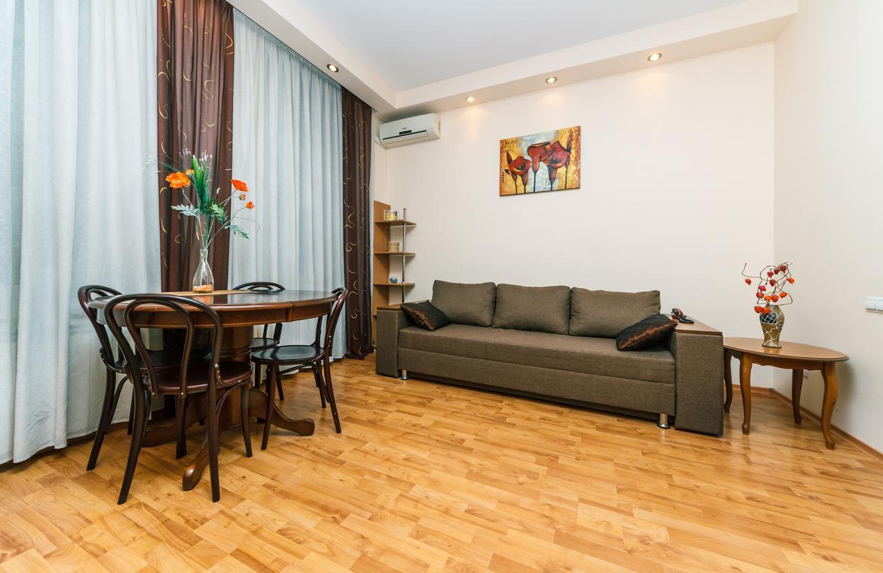 Apartamenty Sofia Kyiv Exterior photo